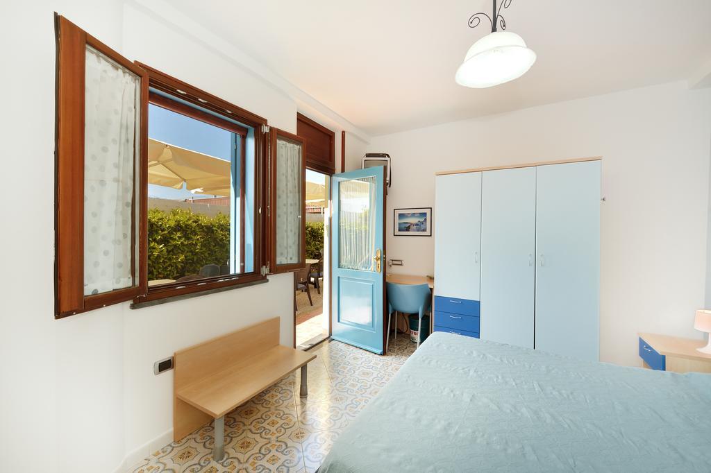 Bed and Breakfast La Capannina Procida Camera foto