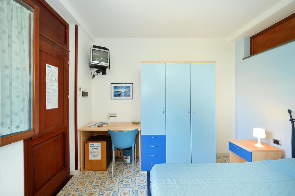 Bed and Breakfast La Capannina Procida Camera foto
