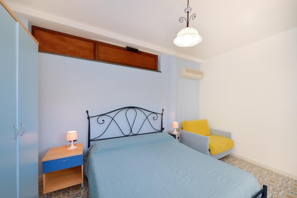 Bed and Breakfast La Capannina Procida Camera foto