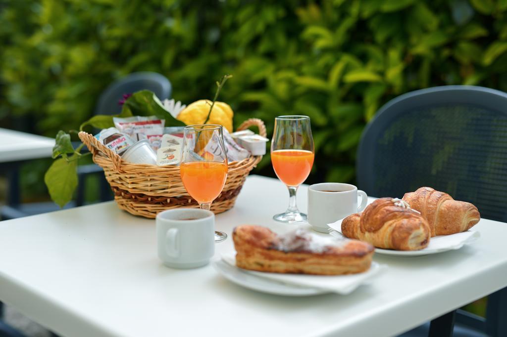 Bed and Breakfast La Capannina Procida Esterno foto