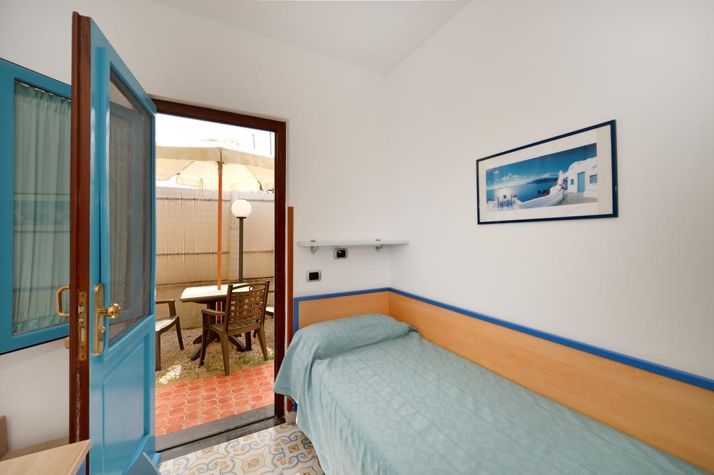 Bed and Breakfast La Capannina Procida Camera foto