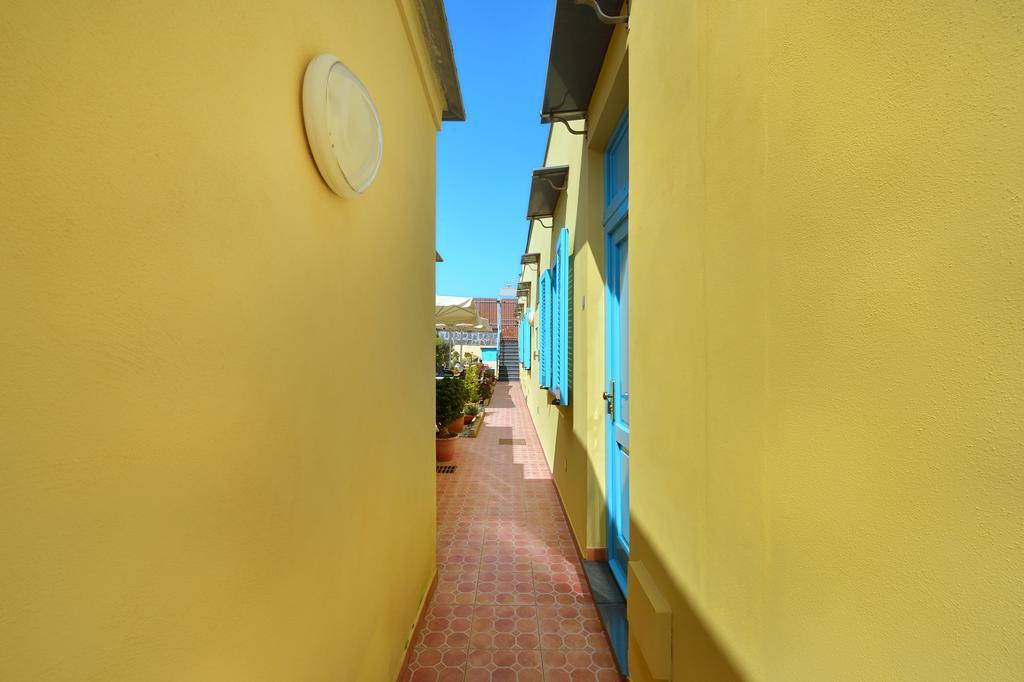 Bed and Breakfast La Capannina Procida Esterno foto
